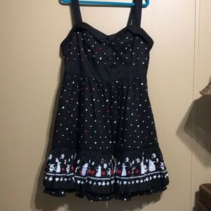 Disney Queen of Hearts Dress w/Pockets